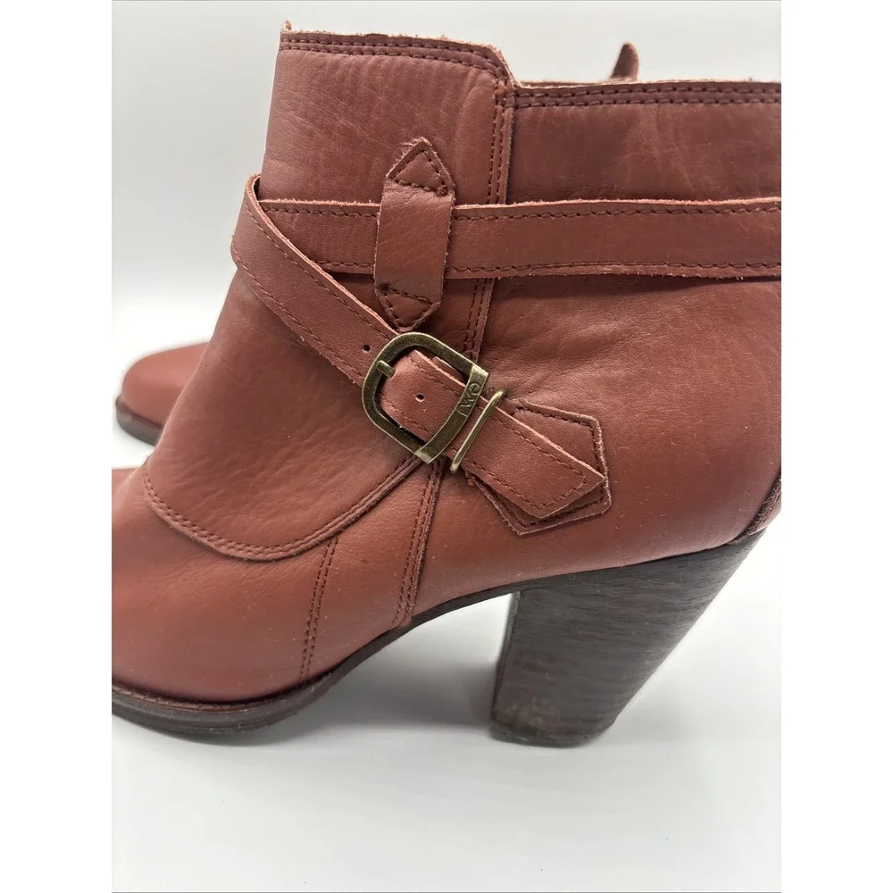 EMU‎  Women's Seville Ankle Sheepskin + Leather Block Heel Boots Size 9
